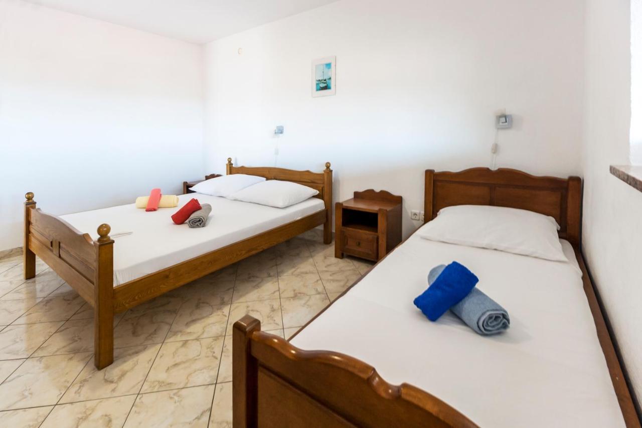 Apartments & Rooms Strcic Petra Krk Town Extérieur photo