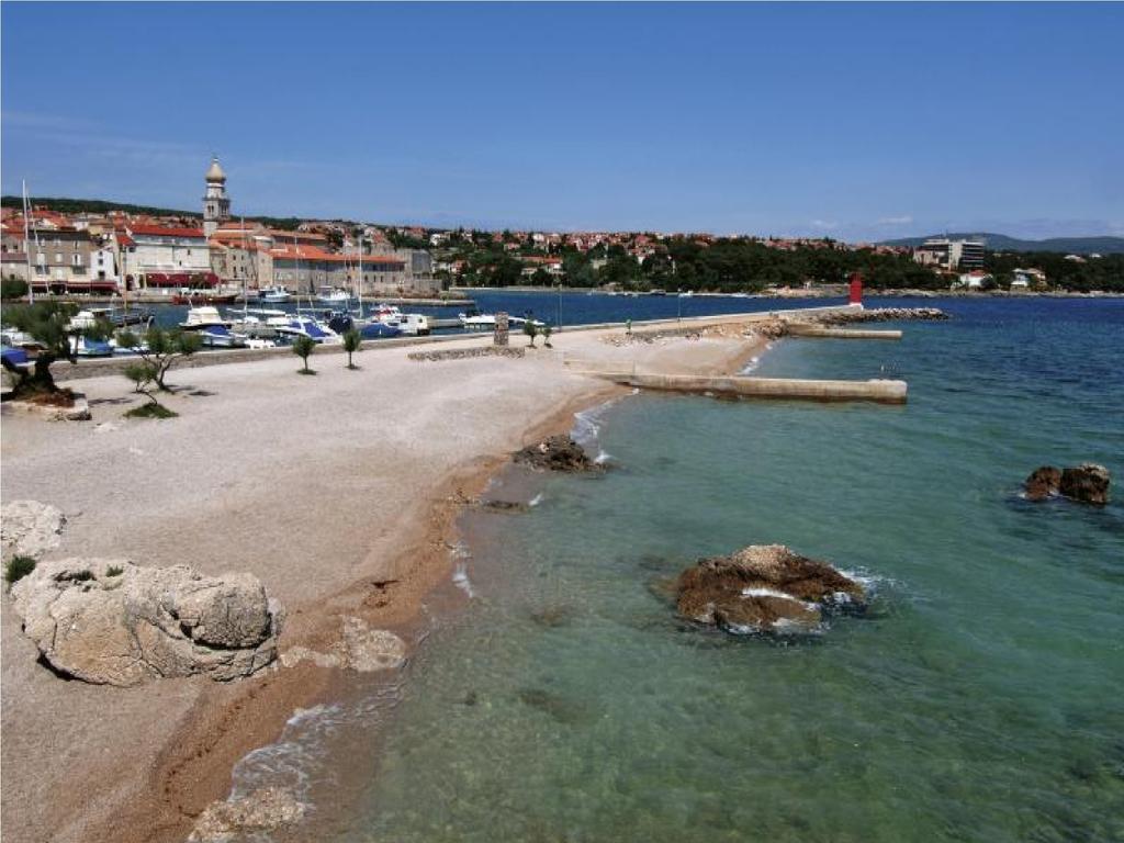 Apartments & Rooms Strcic Petra Krk Town Extérieur photo
